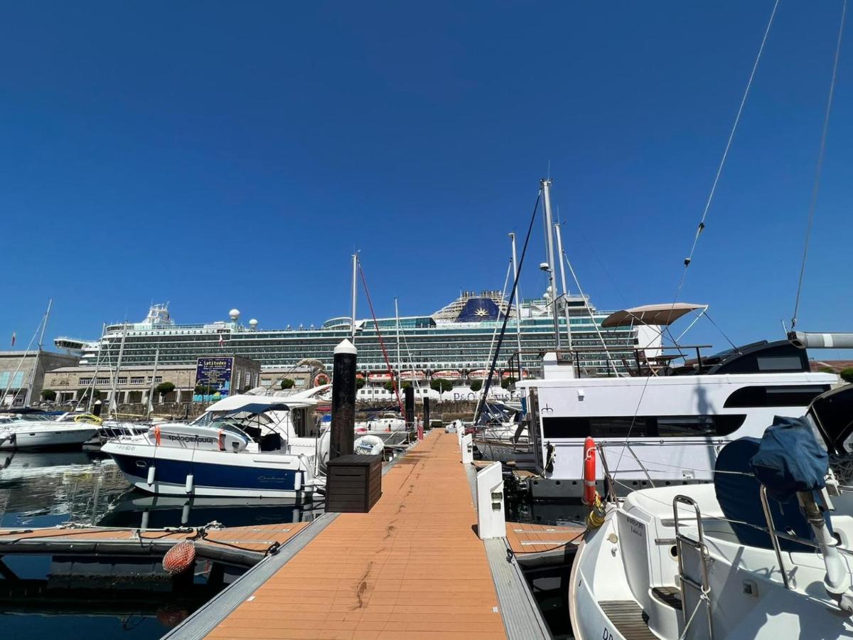 Casa Flotante En El Puerto De Vigo - Different Charter Ξενοδοχείο Εξωτερικό φωτογραφία