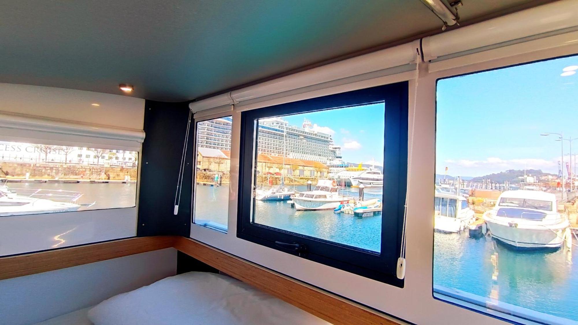 Casa Flotante En El Puerto De Vigo - Different Charter Ξενοδοχείο Εξωτερικό φωτογραφία